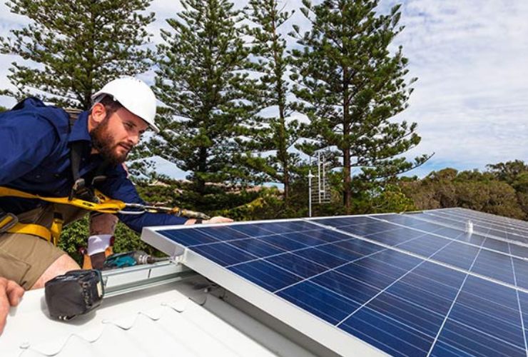 Man Installing Solar with CEC Accreditation