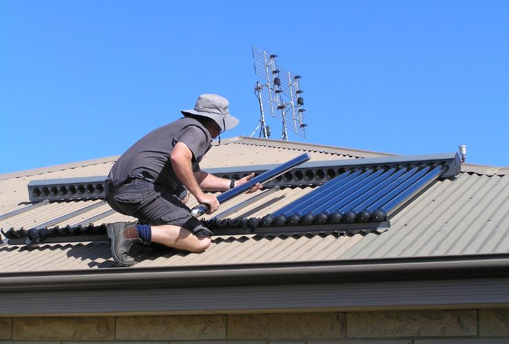 evacuated tube solar hot water