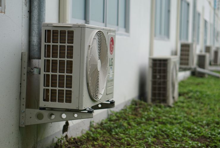 outdoor air conditioner unit 