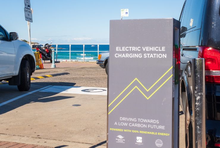 will charging stations at the beach be the future of EVs?