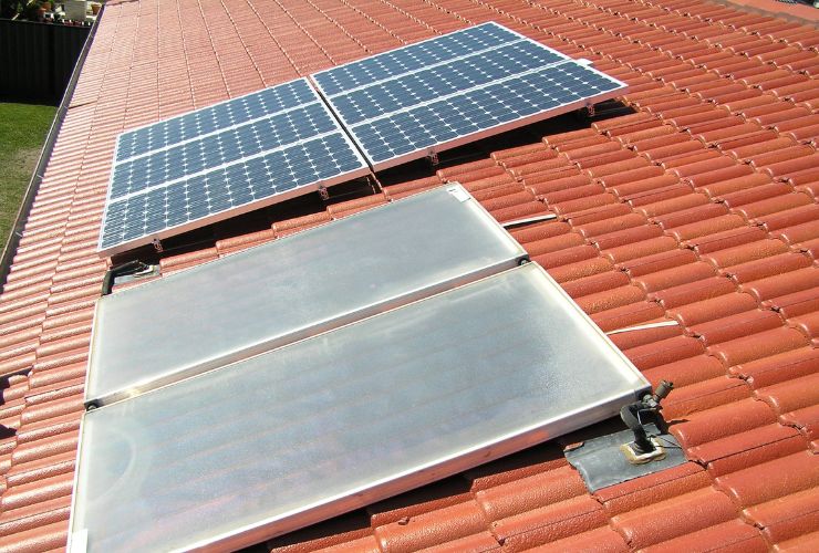 heating water with solar panels