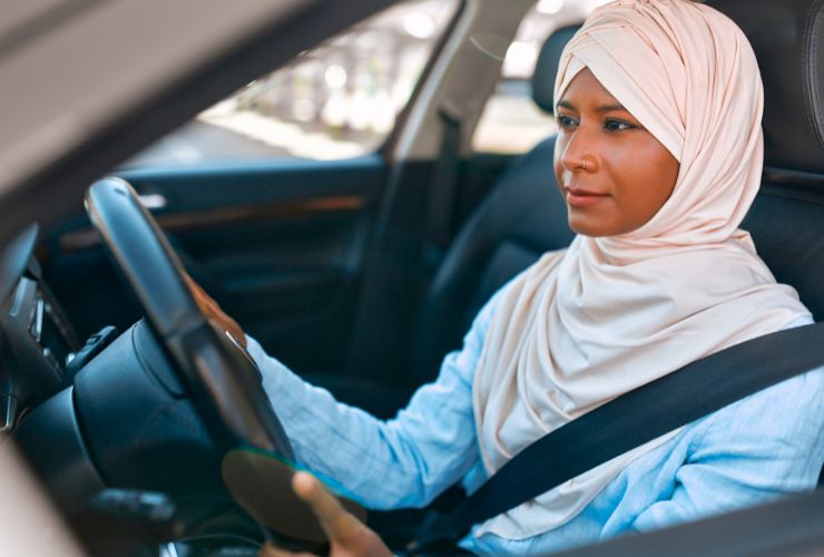 muslim women in car